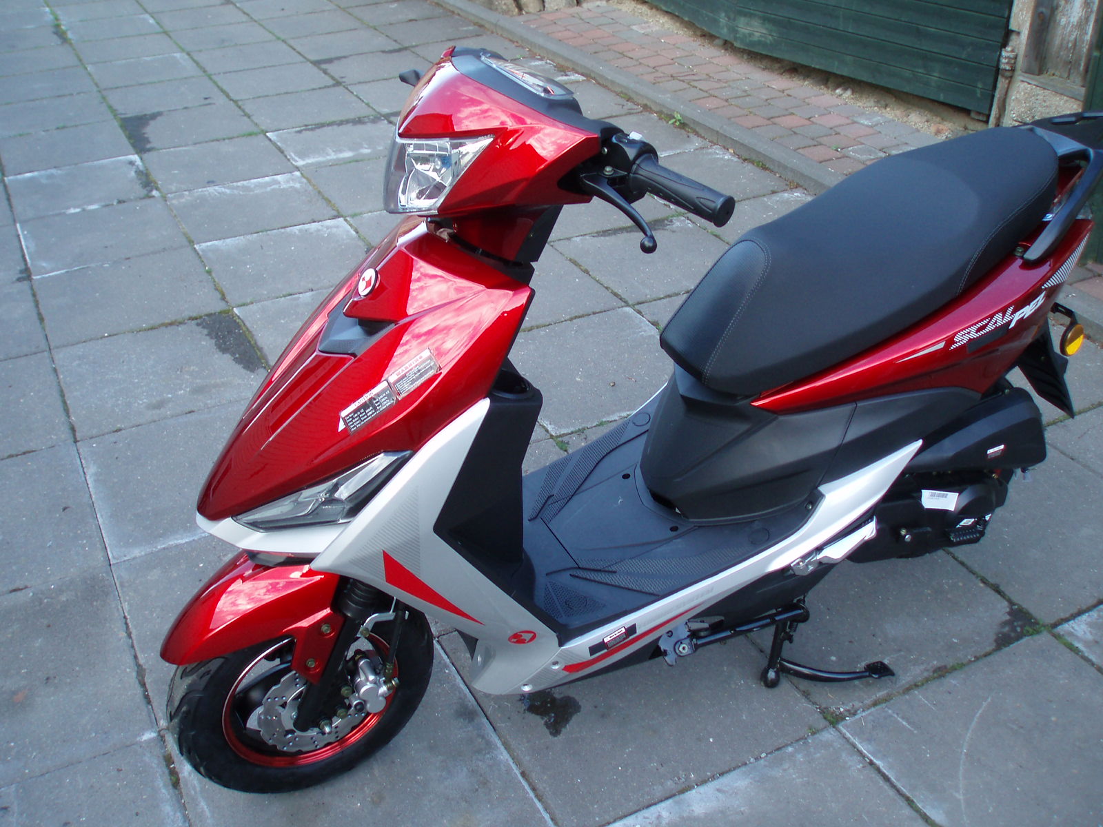 ROLLER AC BLINC 50CC PUNANE